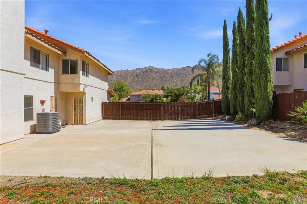 21227 Dickinson Road Moreno Valley, CA 92557 - Photo 46 of 59