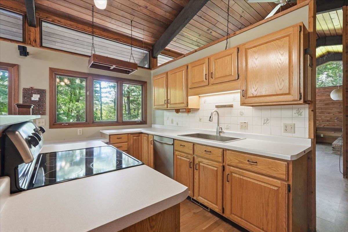3068 Timber Lane Verona, WI 53593 - Photo 12 of 29