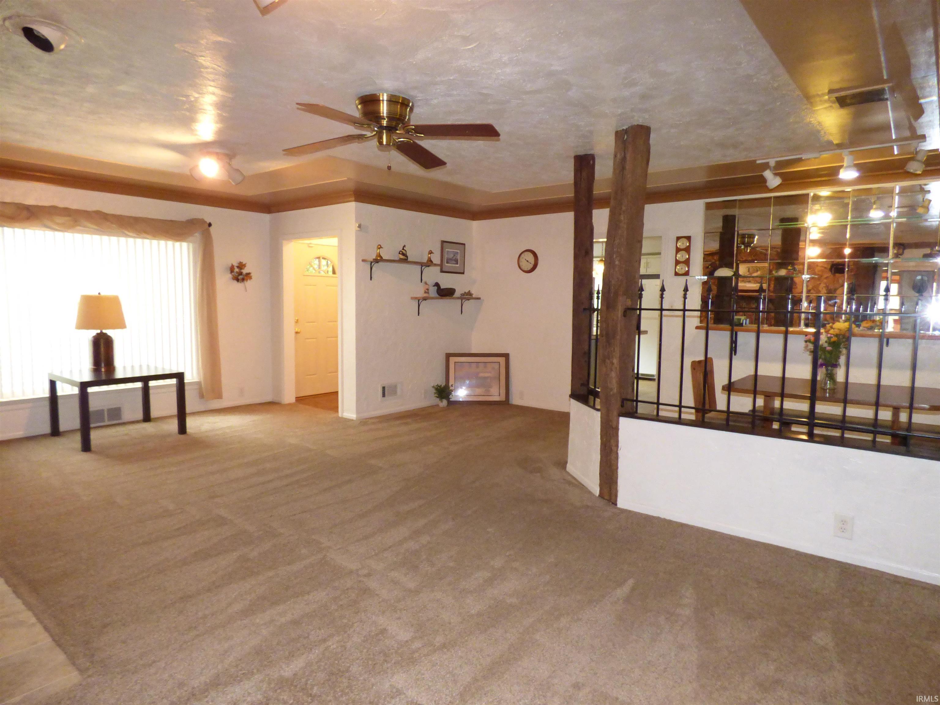 2731 Locust Road South Bend, IN 46614 - Photo 11 of 36 Gallery Image 11
