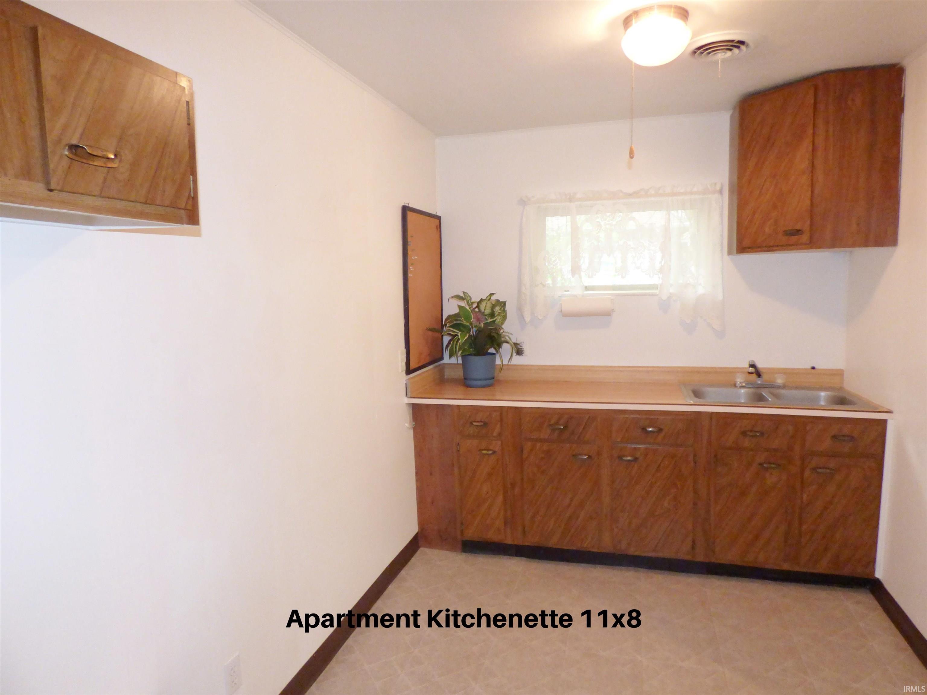 2731 Locust Road South Bend, IN 46614 - Photo 34 of 36 Gallery Image 34