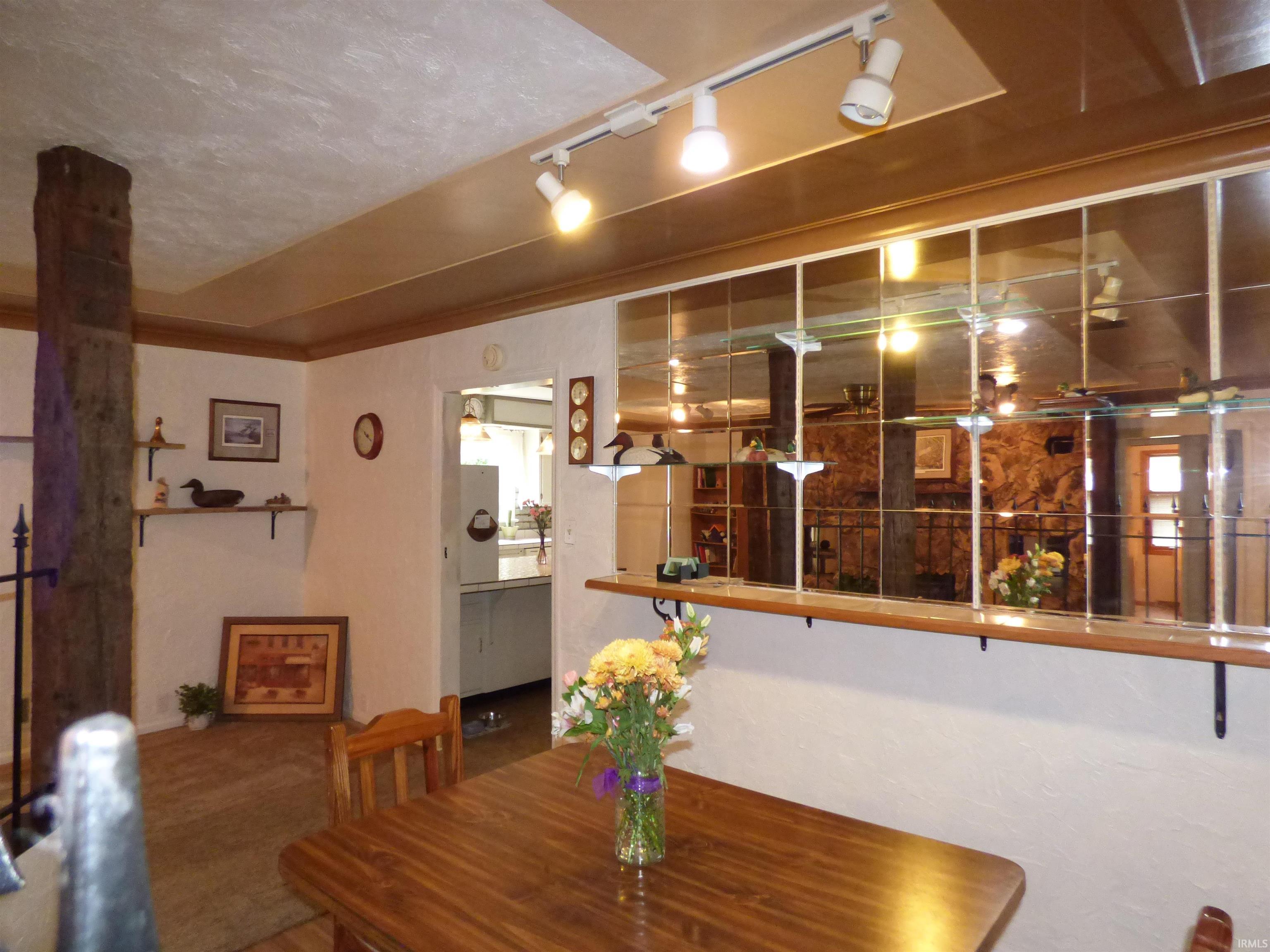 2731 Locust Road South Bend, IN 46614 - Photo 7 of 36 Gallery Image 7