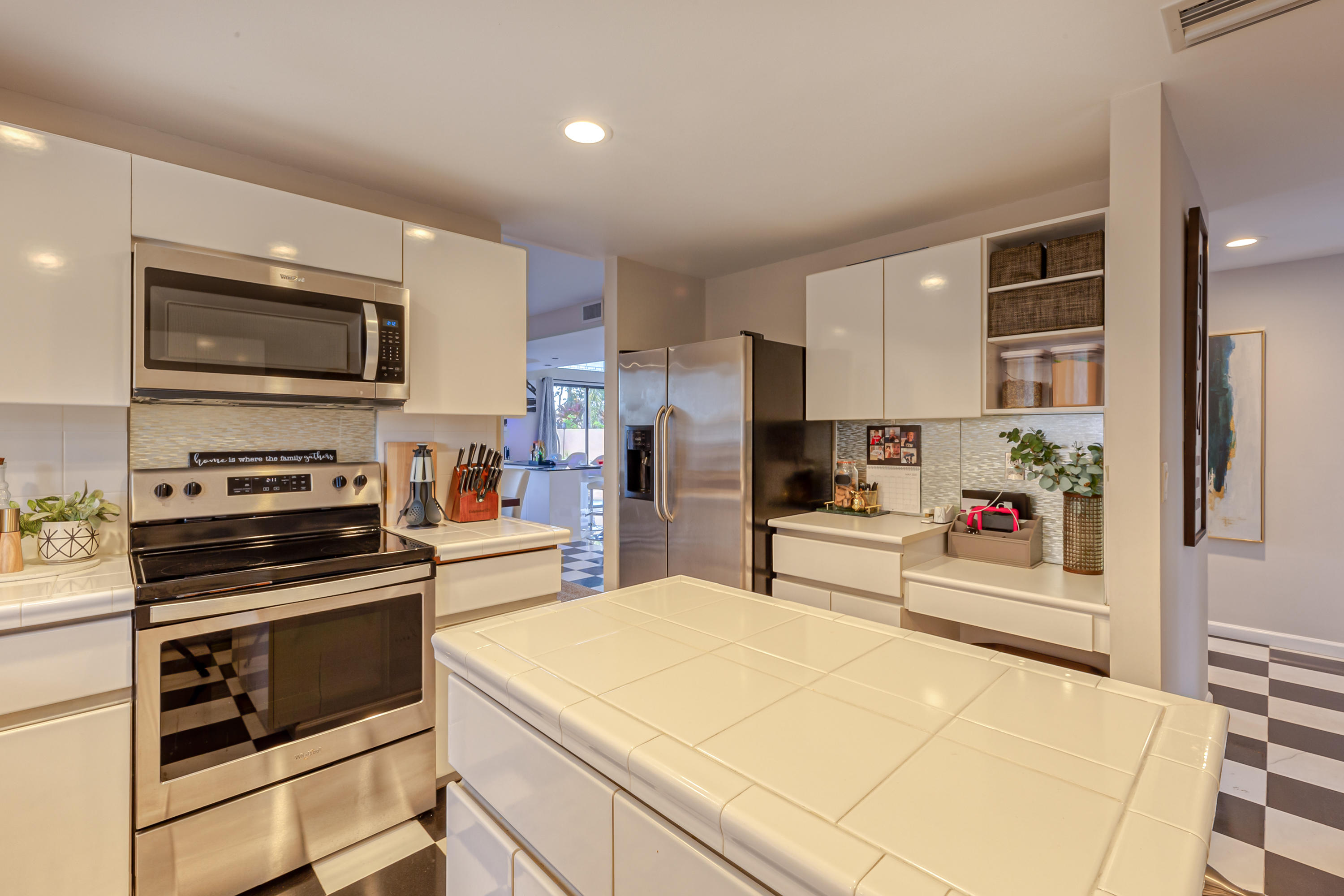 6483 Via Benita Boca Raton, FL 33433 - Photo 11 of 53 Kitchen