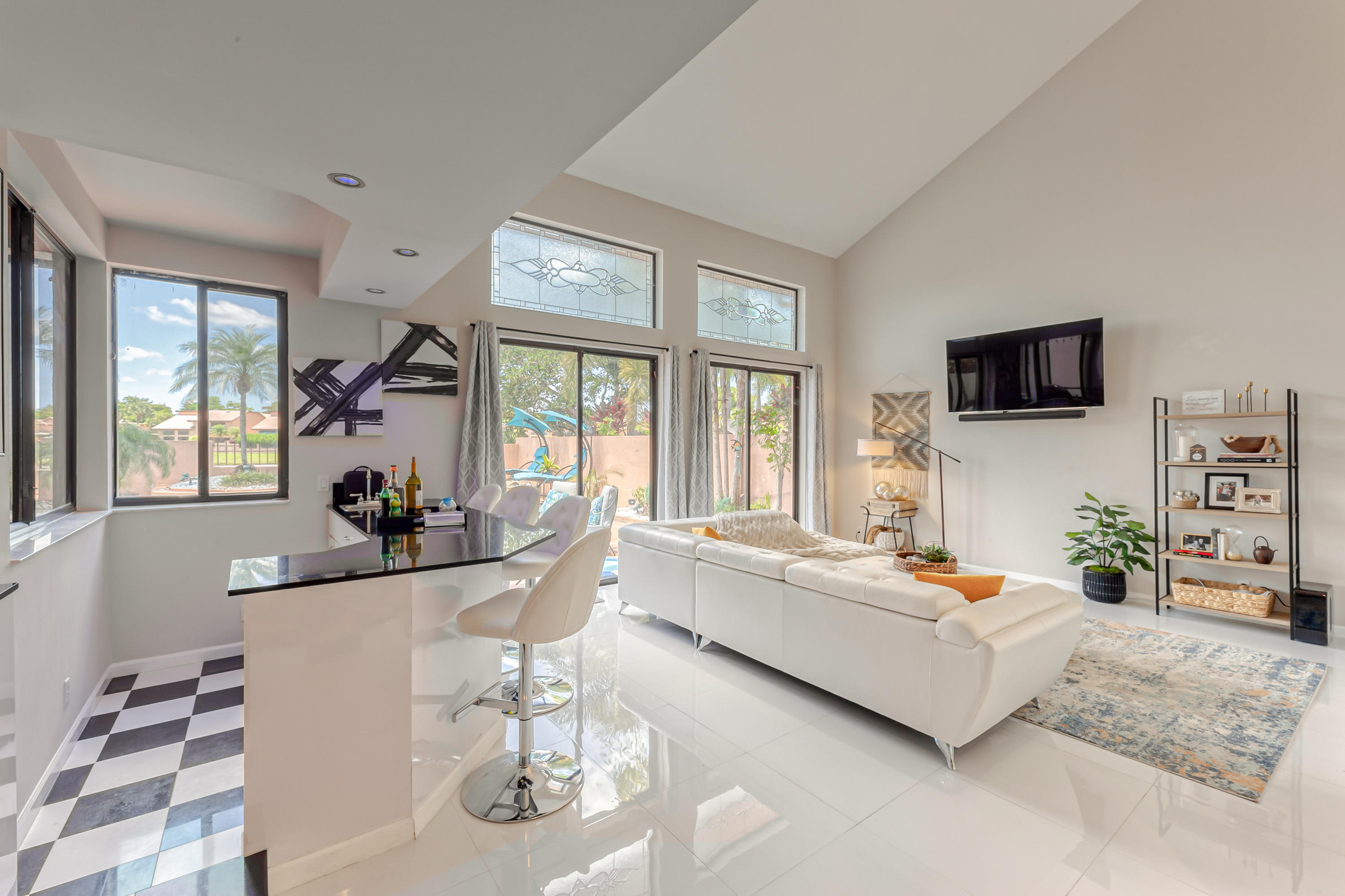 6483 Via Benita Boca Raton, FL 33433 - Photo 19 of 53 Living room