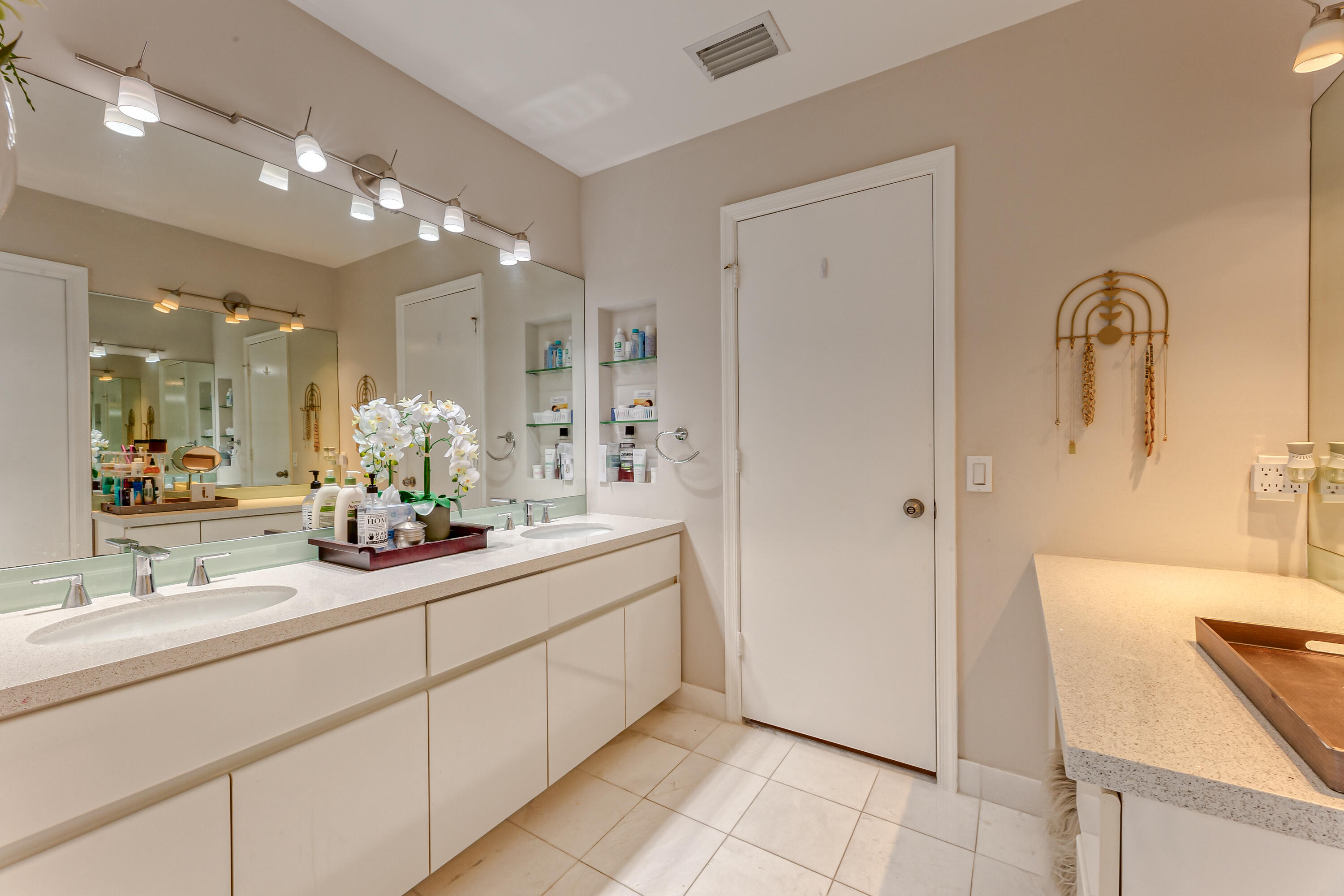 6483 Via Benita Boca Raton, FL 33433 - Photo 39 of 53 Primary bathroom