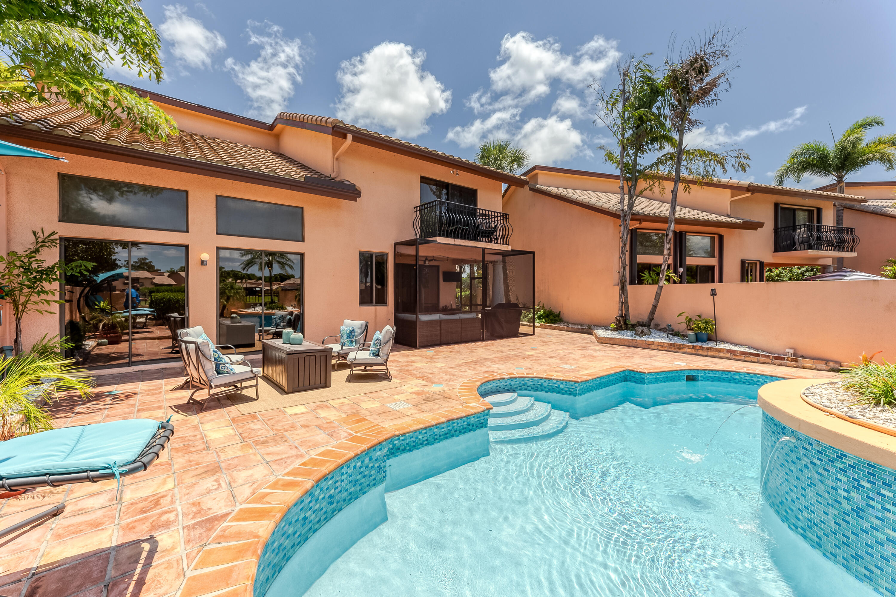 6483 Via Benita Boca Raton, FL 33433 - Photo 4 of 53 Renovated Pool