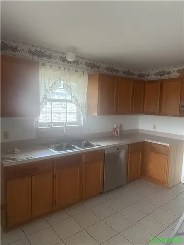 $1,900 | 60 Dianne Drive, St. Rose, LA 70087