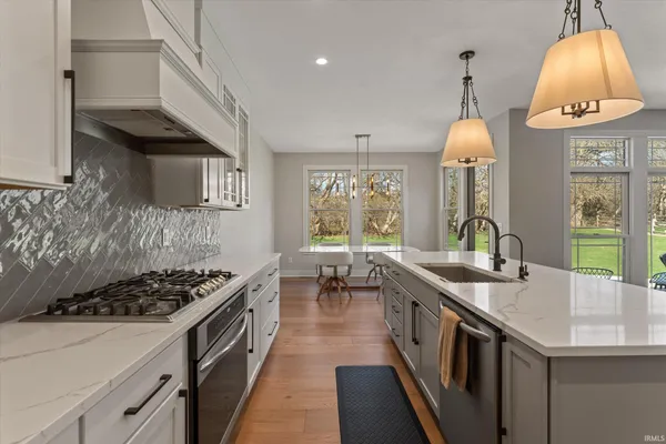 $749,900 | 18071 Abington Court, South Bend, IN 46637