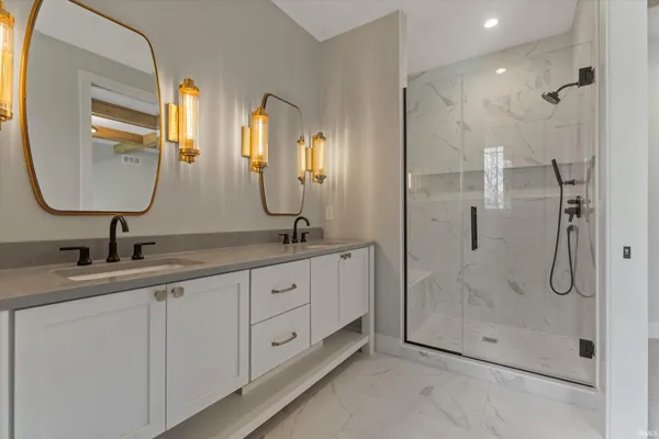 $749,900 | 18071 Abington Court, South Bend, IN 46637