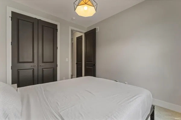 $749,900 | 18071 Abington Court, South Bend, IN 46637