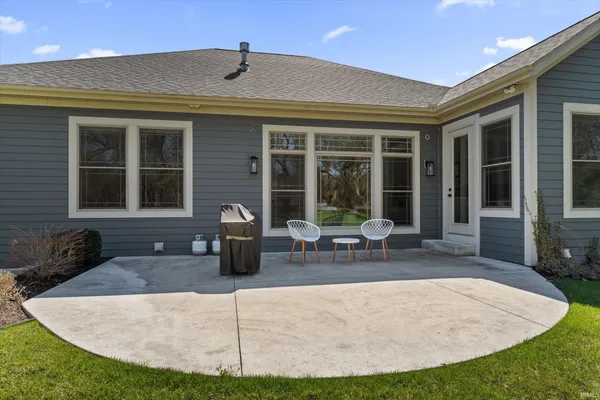 $749,900 | 18071 Abington Court, South Bend, IN 46637