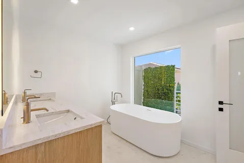 $1,849,000 | 107 Sandal Lane, Unit 2, Palm Beach Shores, FL 33404