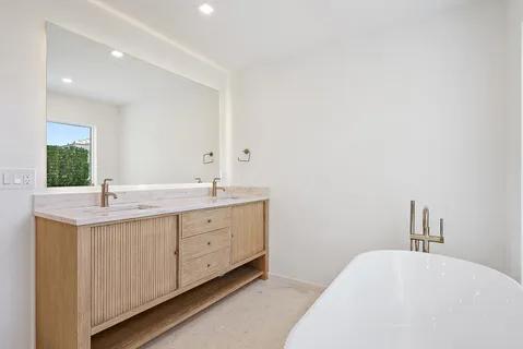 $1,849,000 | 107 Sandal Lane, Unit 2, Palm Beach Shores, FL 33404