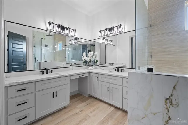 $327,500 | 812 Spring Drive, Alton, TX 78573