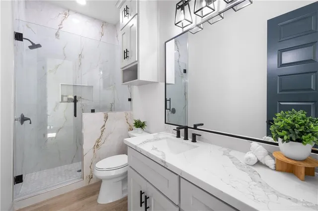 $327,500 | 812 Spring Drive, Alton, TX 78573