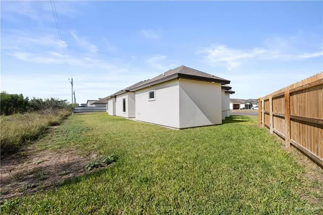 $327,500 | 812 Spring Drive, Alton, TX 78573