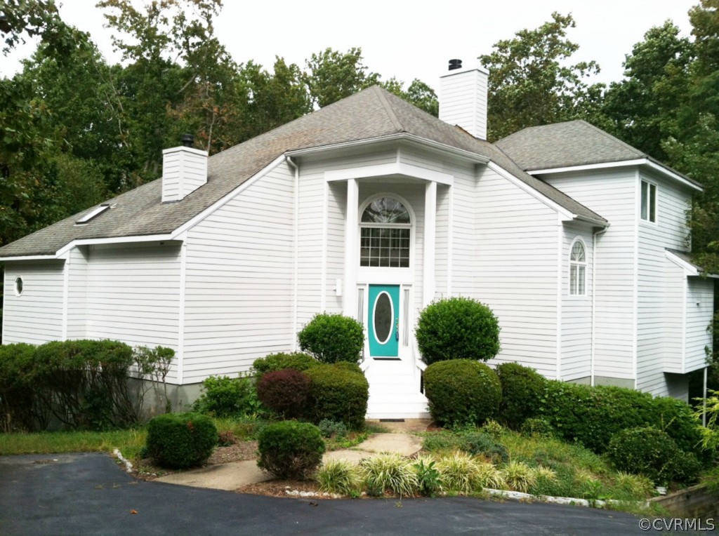 2546 Lochness Road North Chesterfield, VA 23235 - Photo 1 of 14 Gallery Image 1