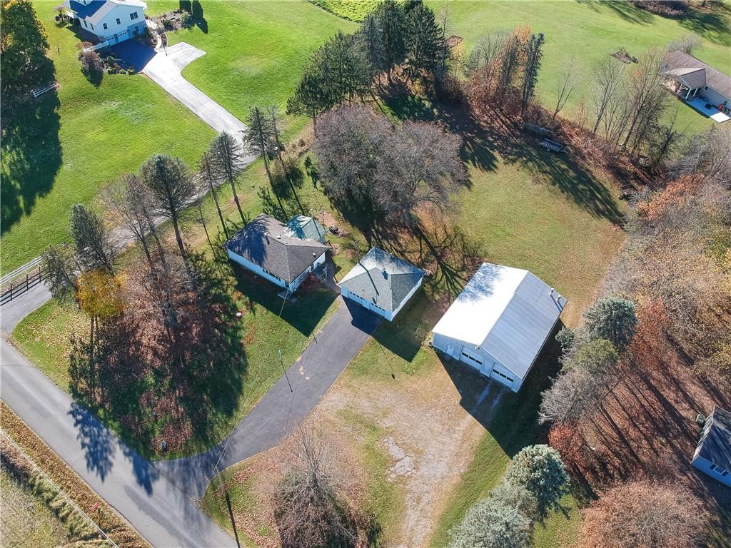 335 McCaslin Road New Castle, PA 16101 - Photo 3 of 31 an aerial view of a house with a ocean view