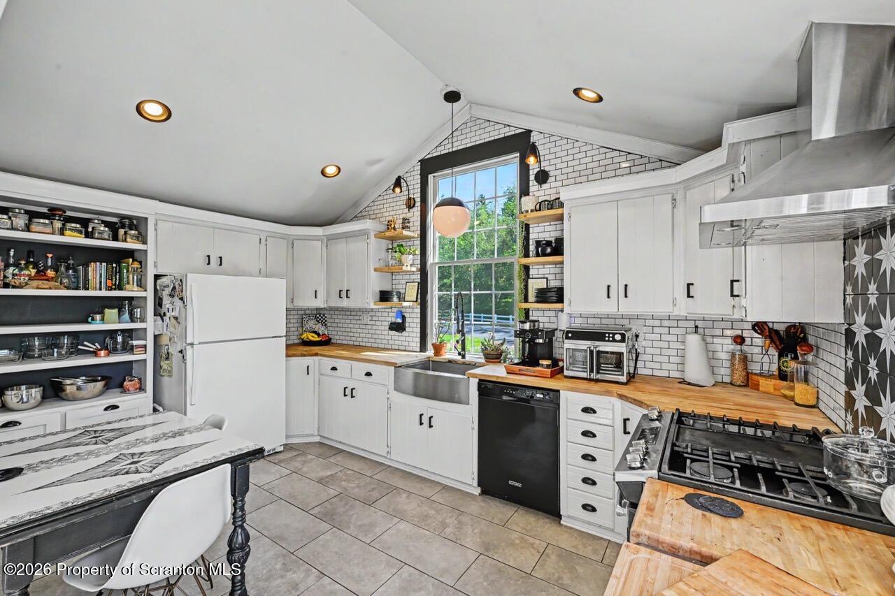 509 Glenburn Road Clarks Summit, PA 18411 - Photo 20 of 58 IMG_5208