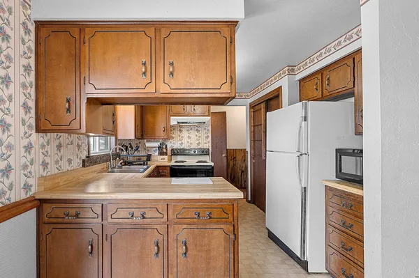 $329,900 | W220 Julius Street, Krakow, WI 54137