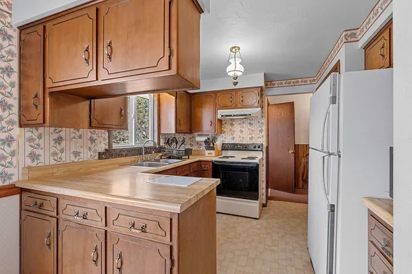 $329,900 | W220 Julius Street, Krakow, WI 54137