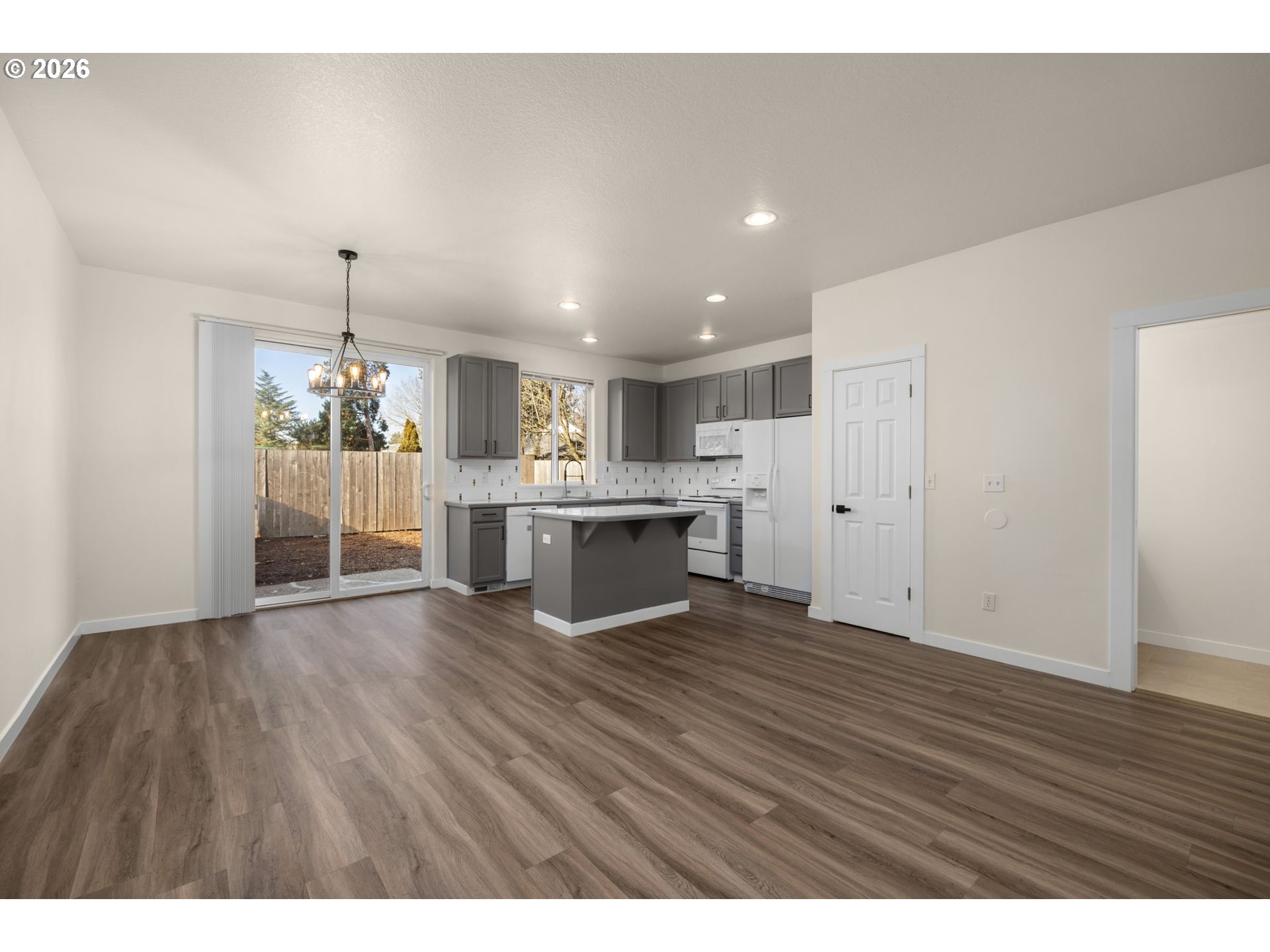 3273 Southwest 179th Terrace Beaverton, OR 97003 - Photo 13 of 32