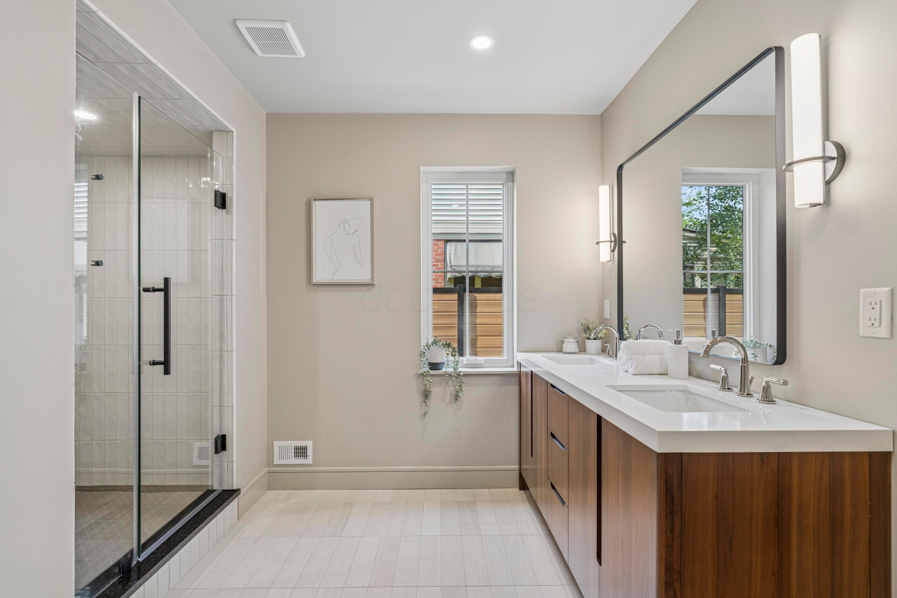 235 South Stanwood Road Columbus, OH 43209 - Photo 22 of 53 Primary Suite-BA
