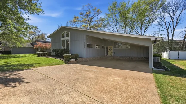 $375,000 | 1278 Village Green Drive, Hixson, TN 37343