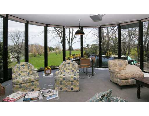 74 Beacon Hill Road Newport, RI 02840 - Photo 7 of 12 Den/Family/Great Room.