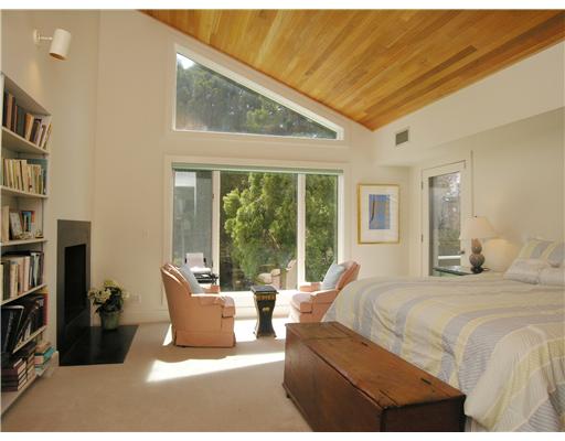 74 Beacon Hill Road Newport, RI 02840 - Photo 10 of 12 Master Bedroom.