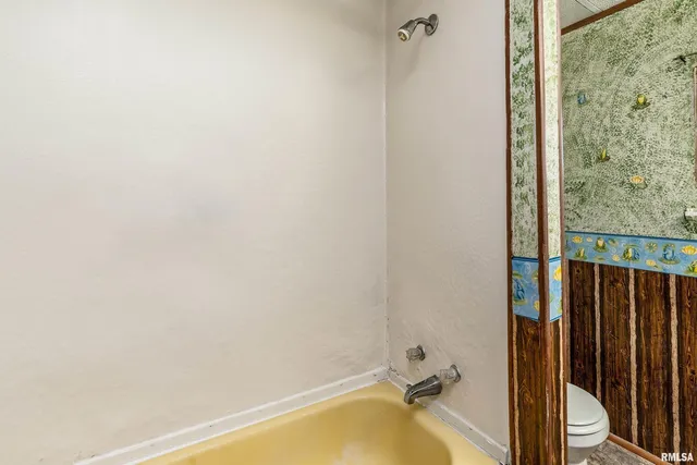 a bathroom with a tub