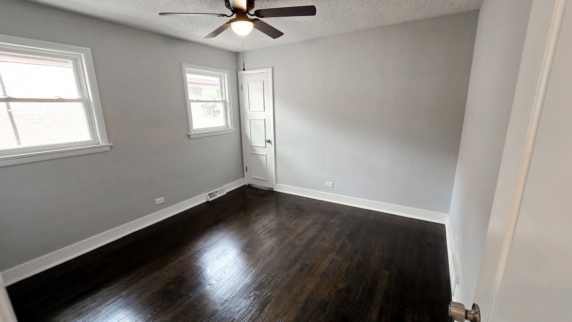 7854 South Hamilton Avenue Chicago, IL 60620 - Photo 13 of 28