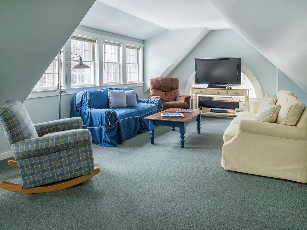 292 Hillside Road Brunswick, ME 04011 - Photo 21 of 35 Family room above in-law apartment.