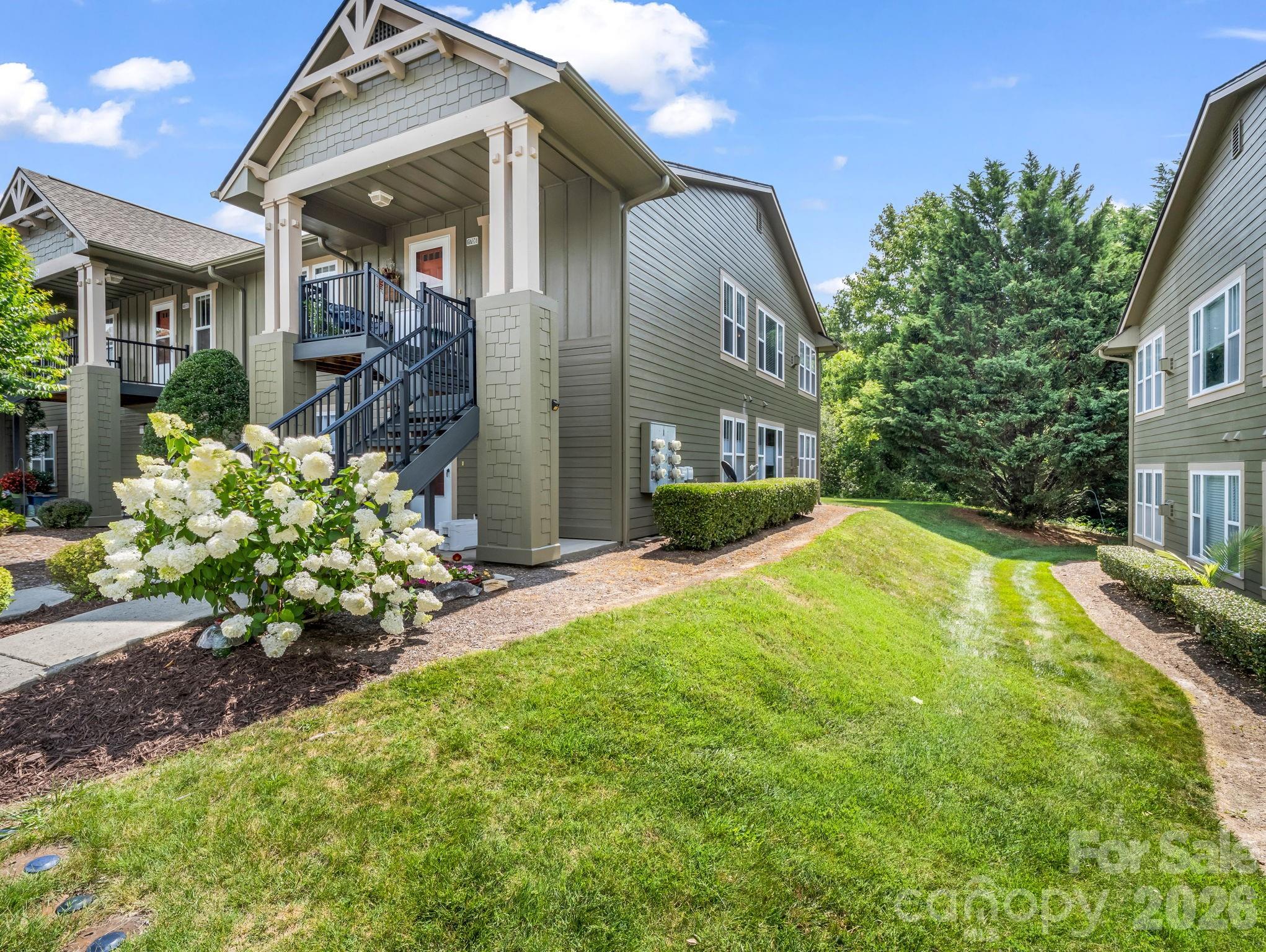 1706 Deermouse Way Hendersonville, NC 28792 - Photo 2 of 45