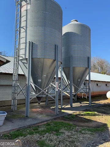 $1,800,000 | 319 Hunters Creek Road, Toccoa, GA 30577