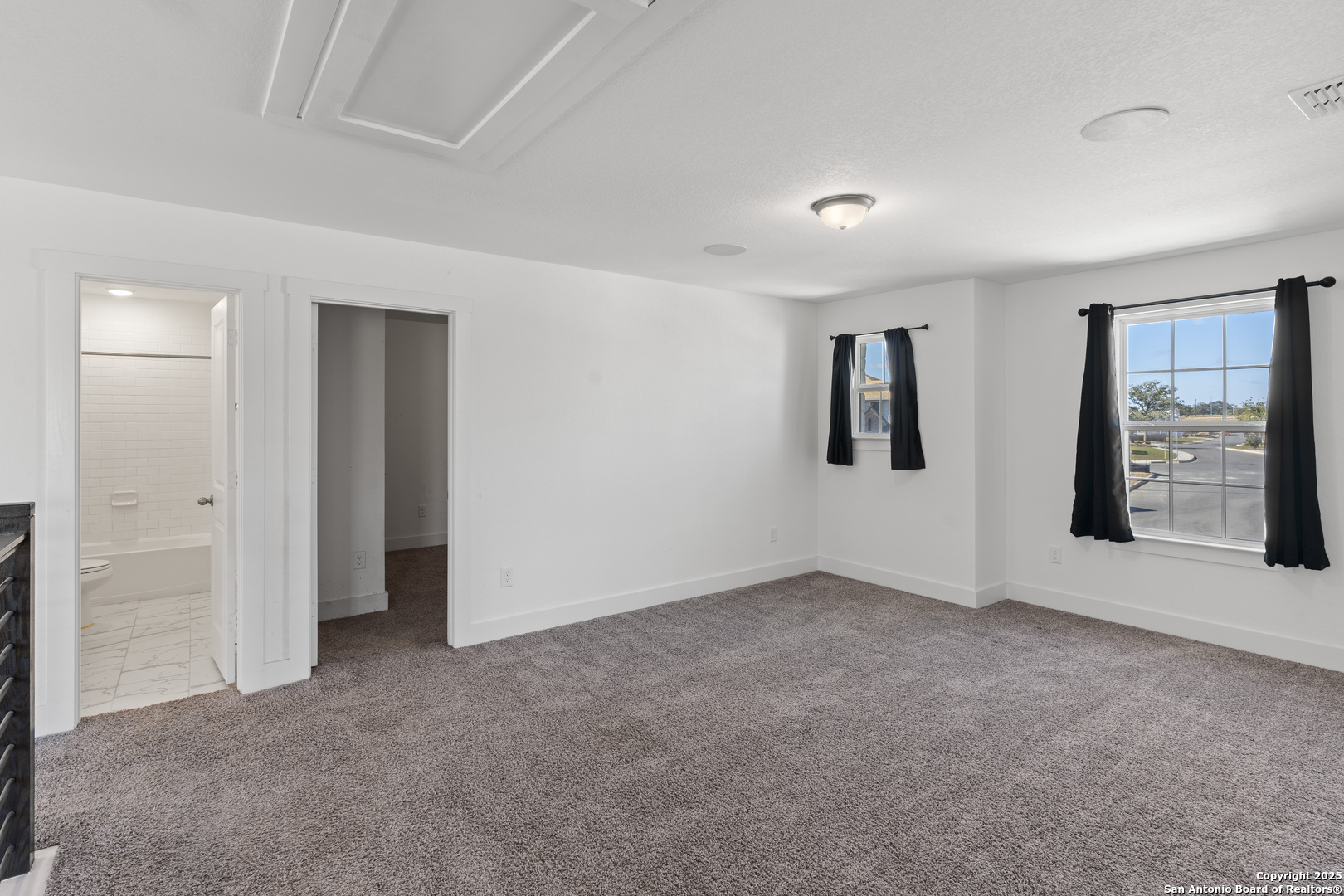 8823 Catnip Pass Elmendorf, TX 78112 - Photo 33 of 34 a view of an empty room with window