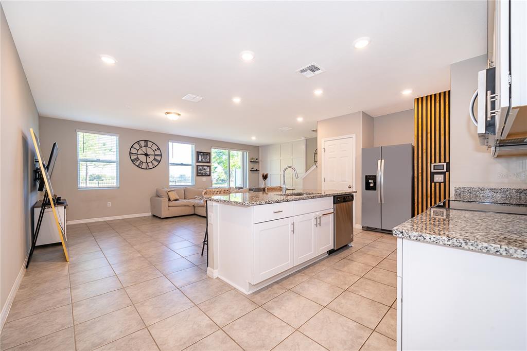 963 Robin Holly Street Ocoee, FL 34761 - Photo 2 of 30