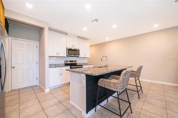 $349,900 | 963 Robin Holly Street, Ocoee, FL 34761