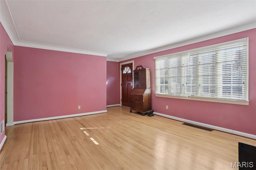4519 Ringer Road St. Louis, MO 63129 - Photo 5 of 30 Gallery Image 5