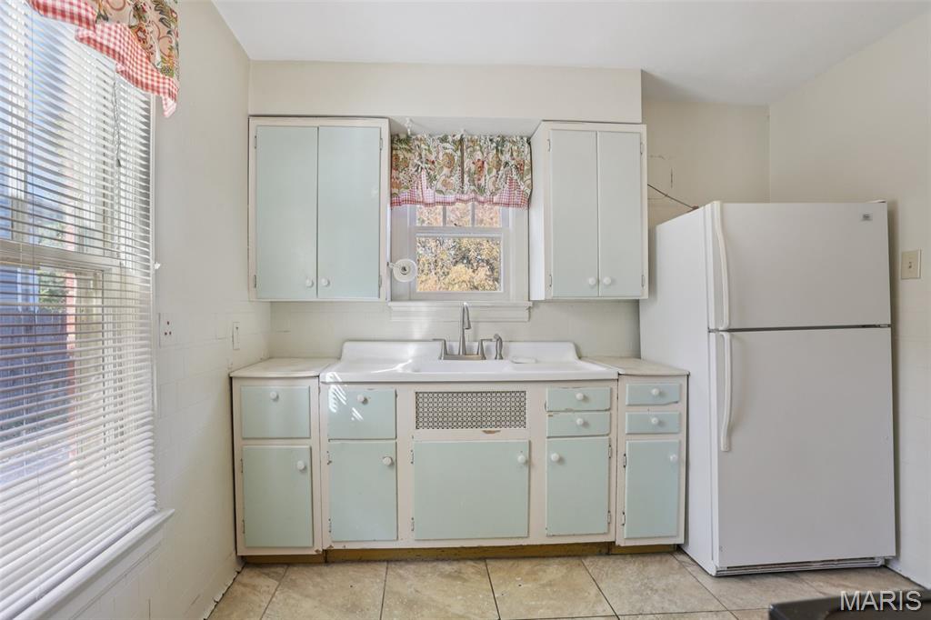 4519 Ringer Road St. Louis, MO 63129 - Photo 6 of 30 Gallery Image 6