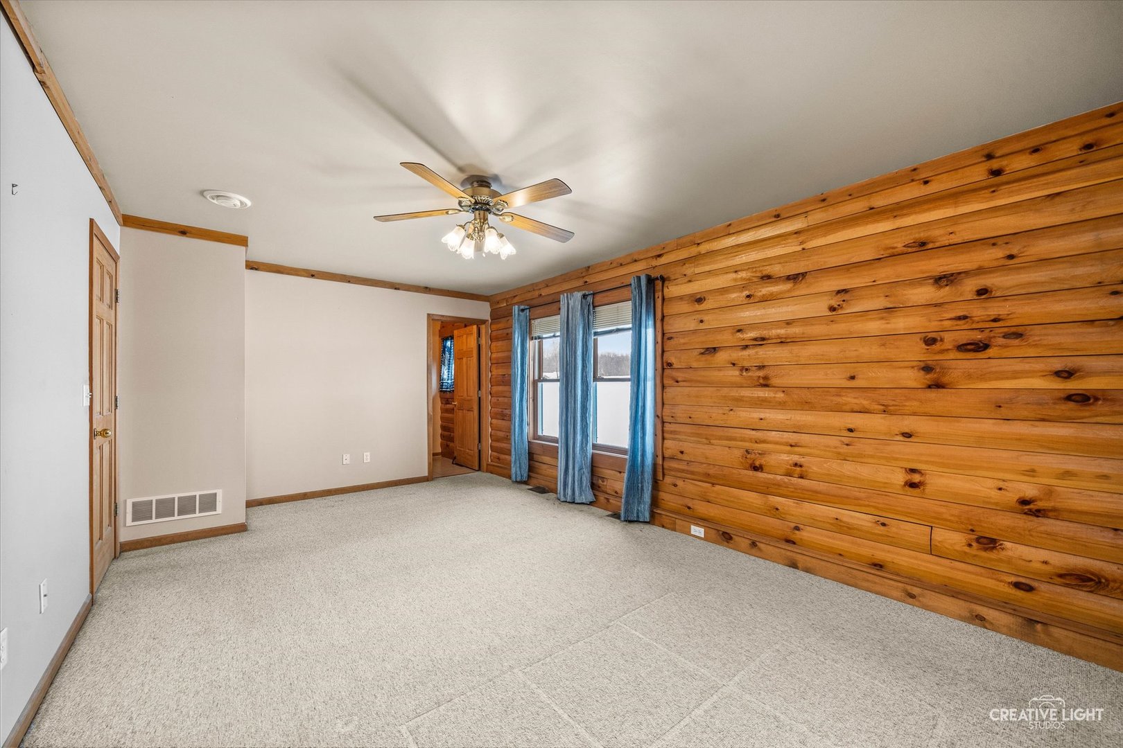 122 Belle Rive Drive Millington, IL 60537 - Photo 19 of 31 a view of an empty room with a window