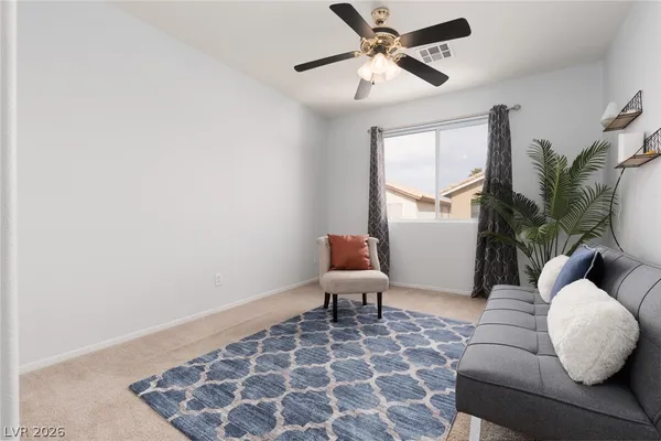 $3,899 | 7904 Constantinople Avenue, Las Vegas, NV 89129