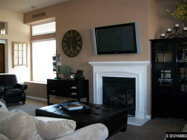 1645 Arboleda Drive Reno, NV 89521 - Photo 5 of 9 Photo 5