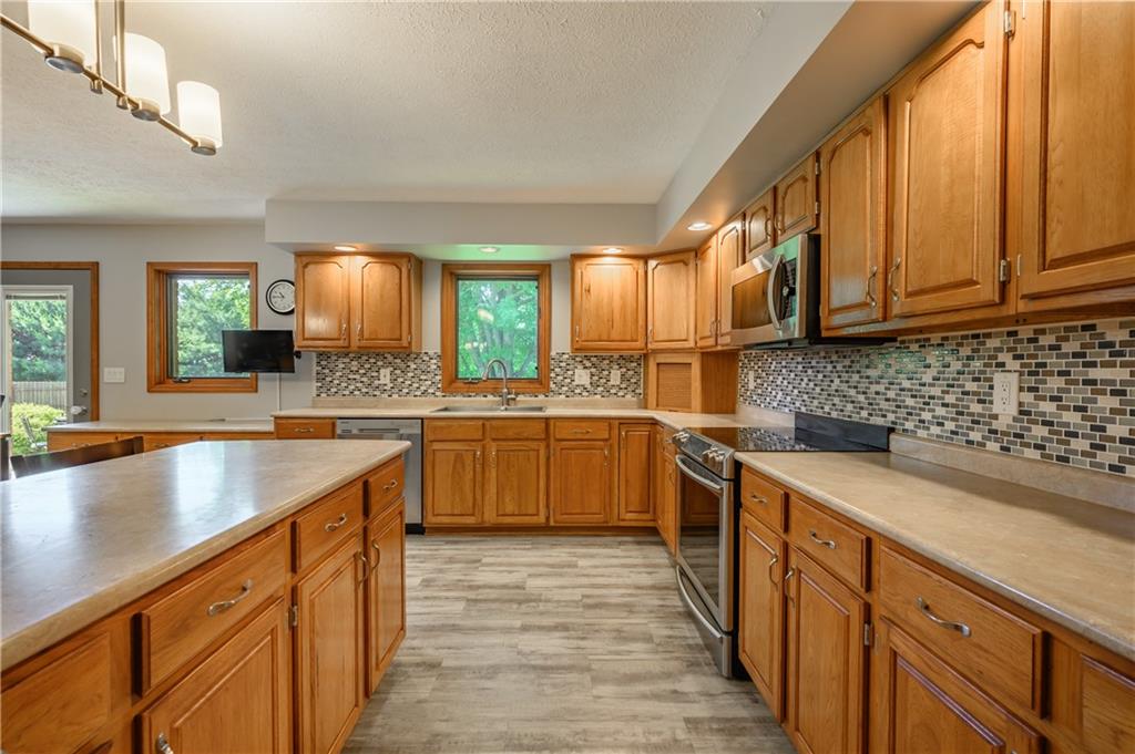 600 Enos Road Seymour, IN 47274 - Photo 21 of 51