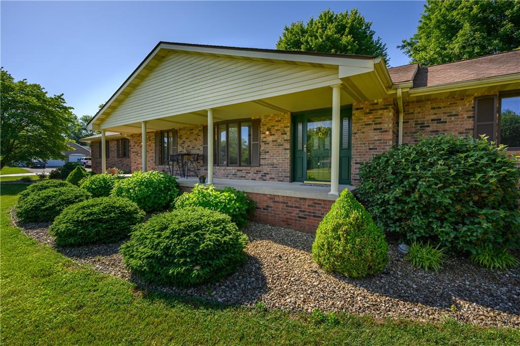 600 Enos Road Seymour, IN 47274 - Photo 5 of 51