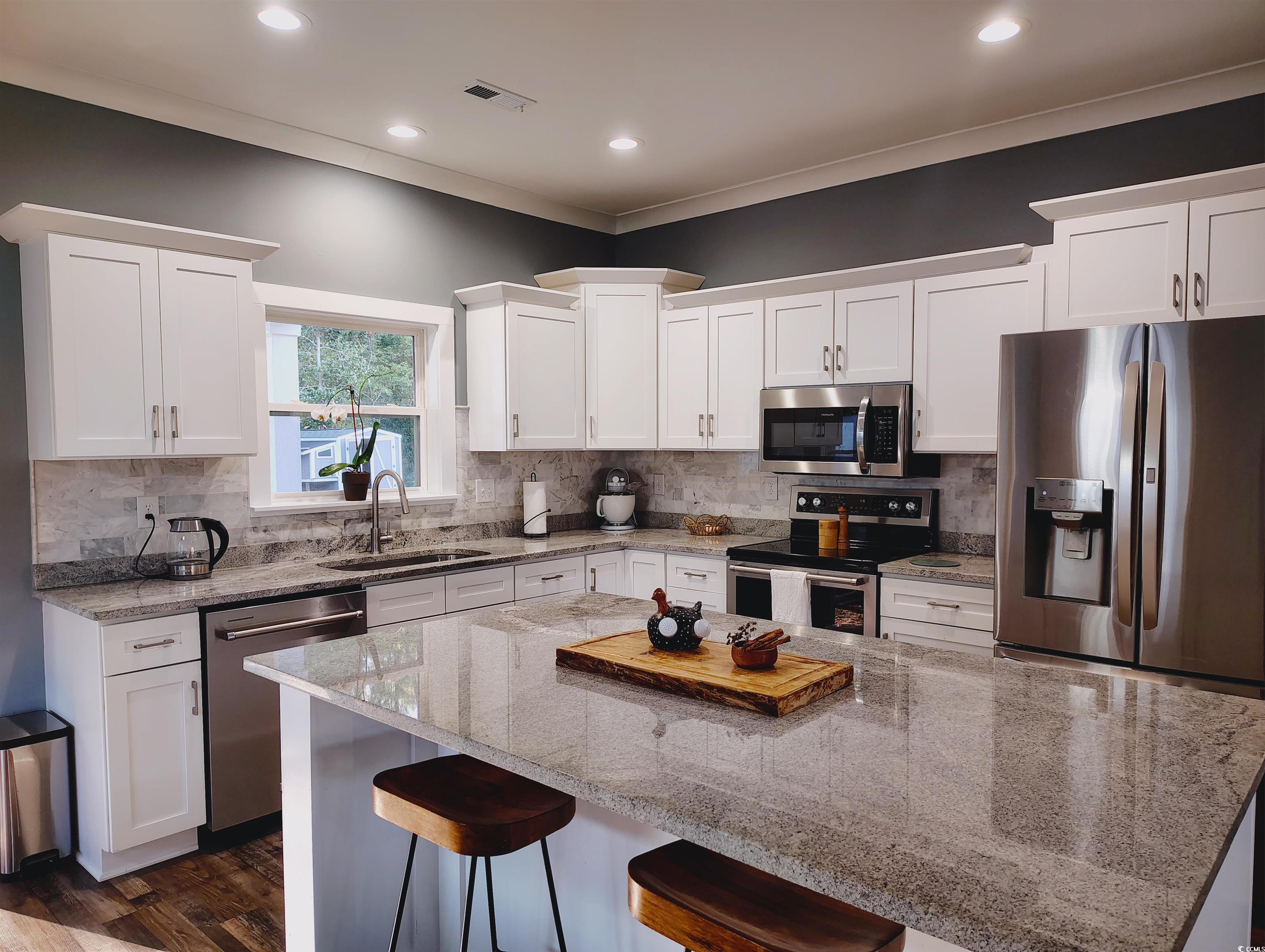 125 Faust Lane Myrtle Beach, SC 29588 - Photo 10 of 39