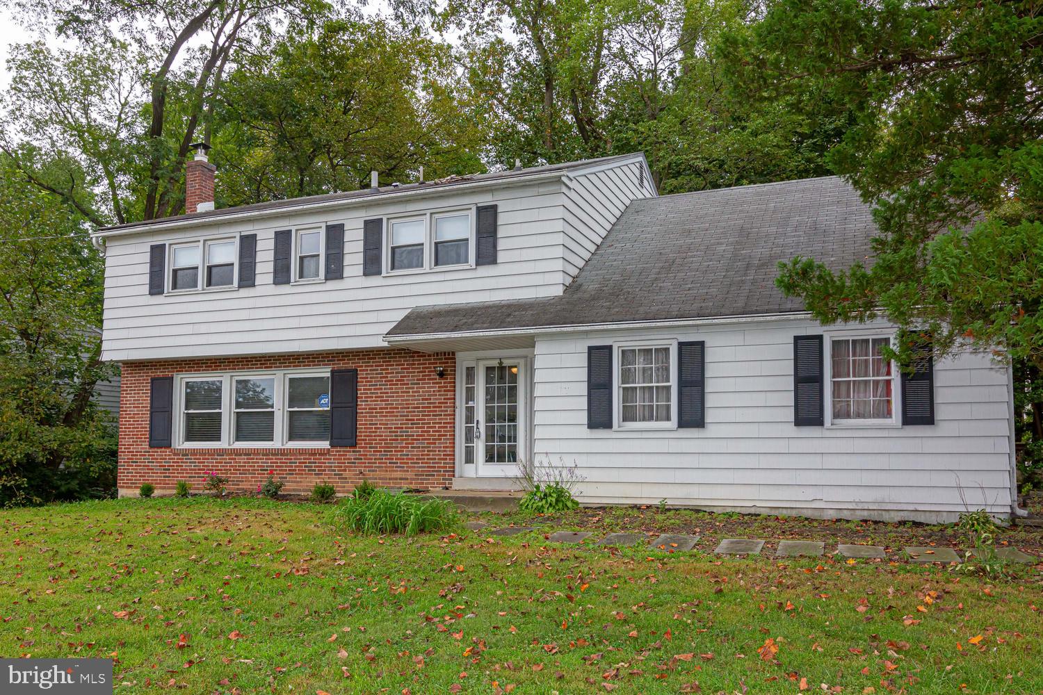 614 Brookhaven Road Wallingford, PA 19086 - Photo 1 of 26 Front Exterior