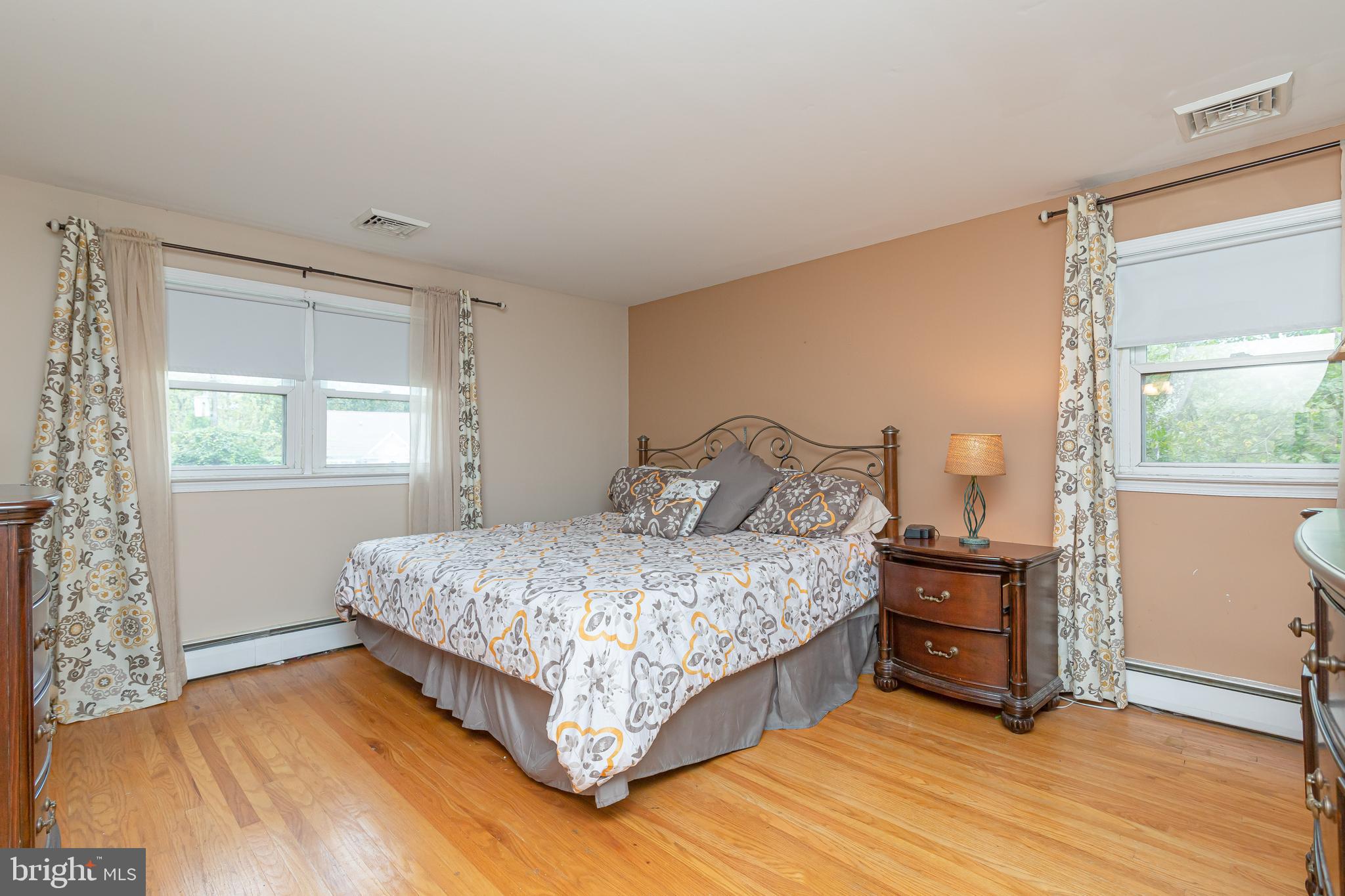 614 Brookhaven Road Wallingford, PA 19086 - Photo 13 of 26 Master Bedroom
