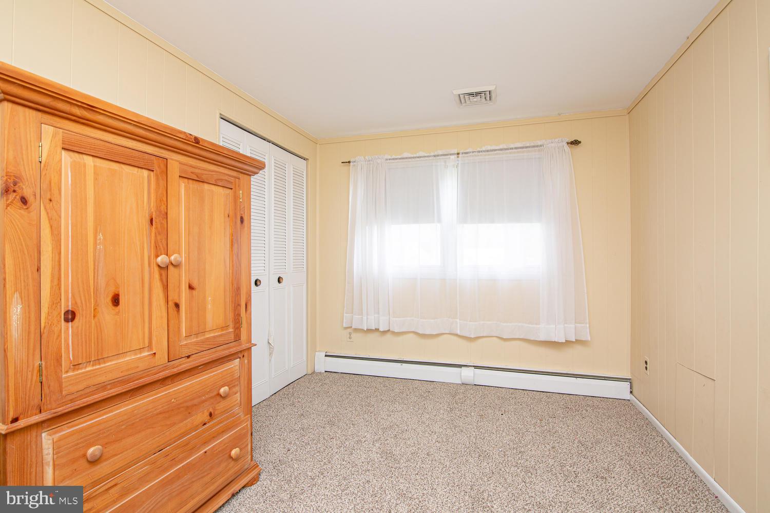 614 Brookhaven Road Wallingford, PA 19086 - Photo 17 of 26 3rd Bedroom
