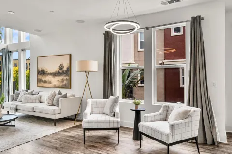 $1,100,000 | 2432 Via Alta, San Diego, CA 92108