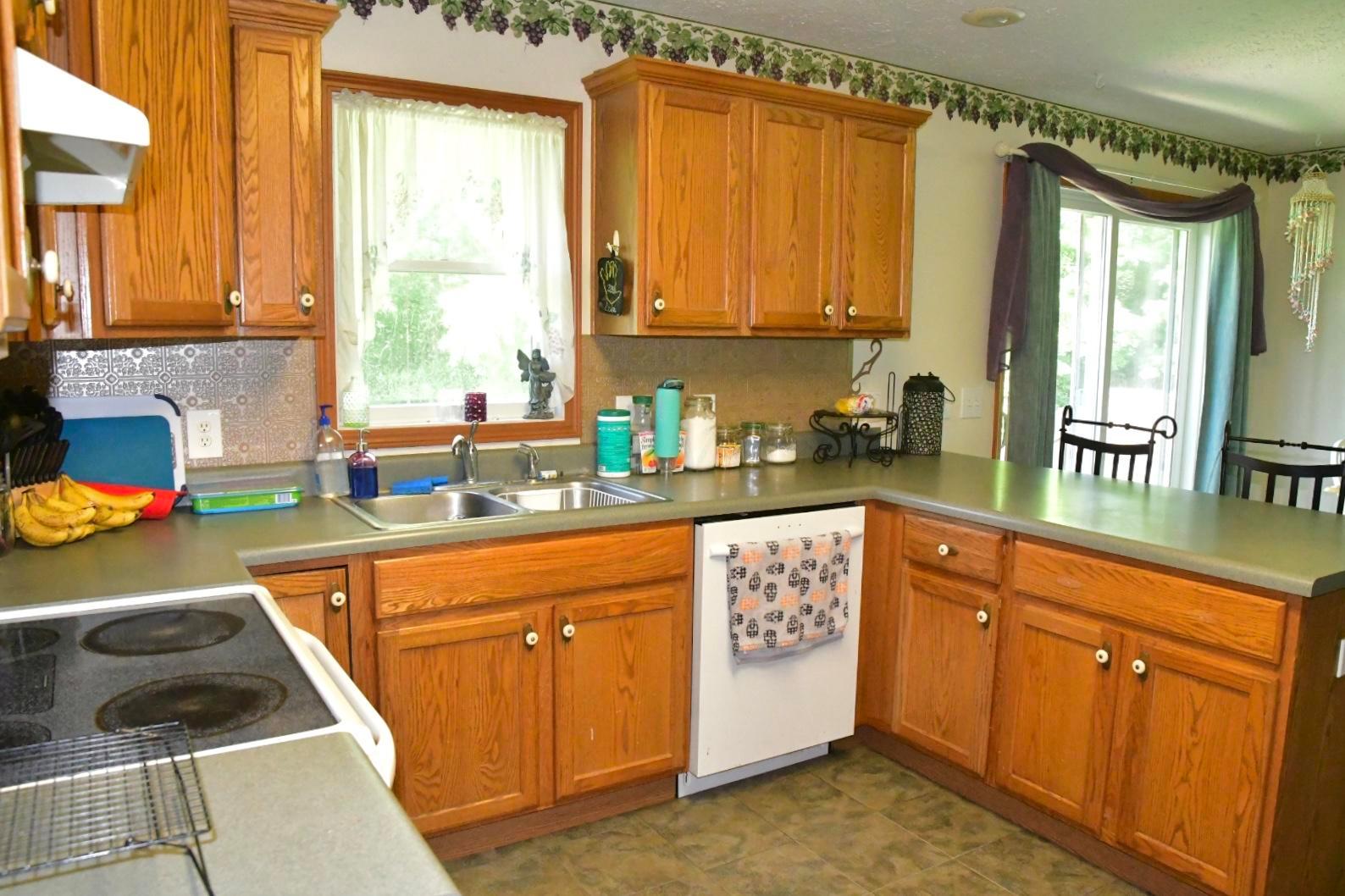 4530 Hill Road Dresden, OH 43821 - Photo 12 of 29